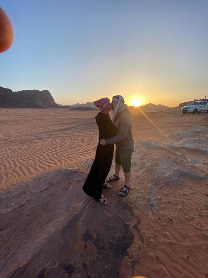 Wadi Rum Hugo Camp Экстерьер фото