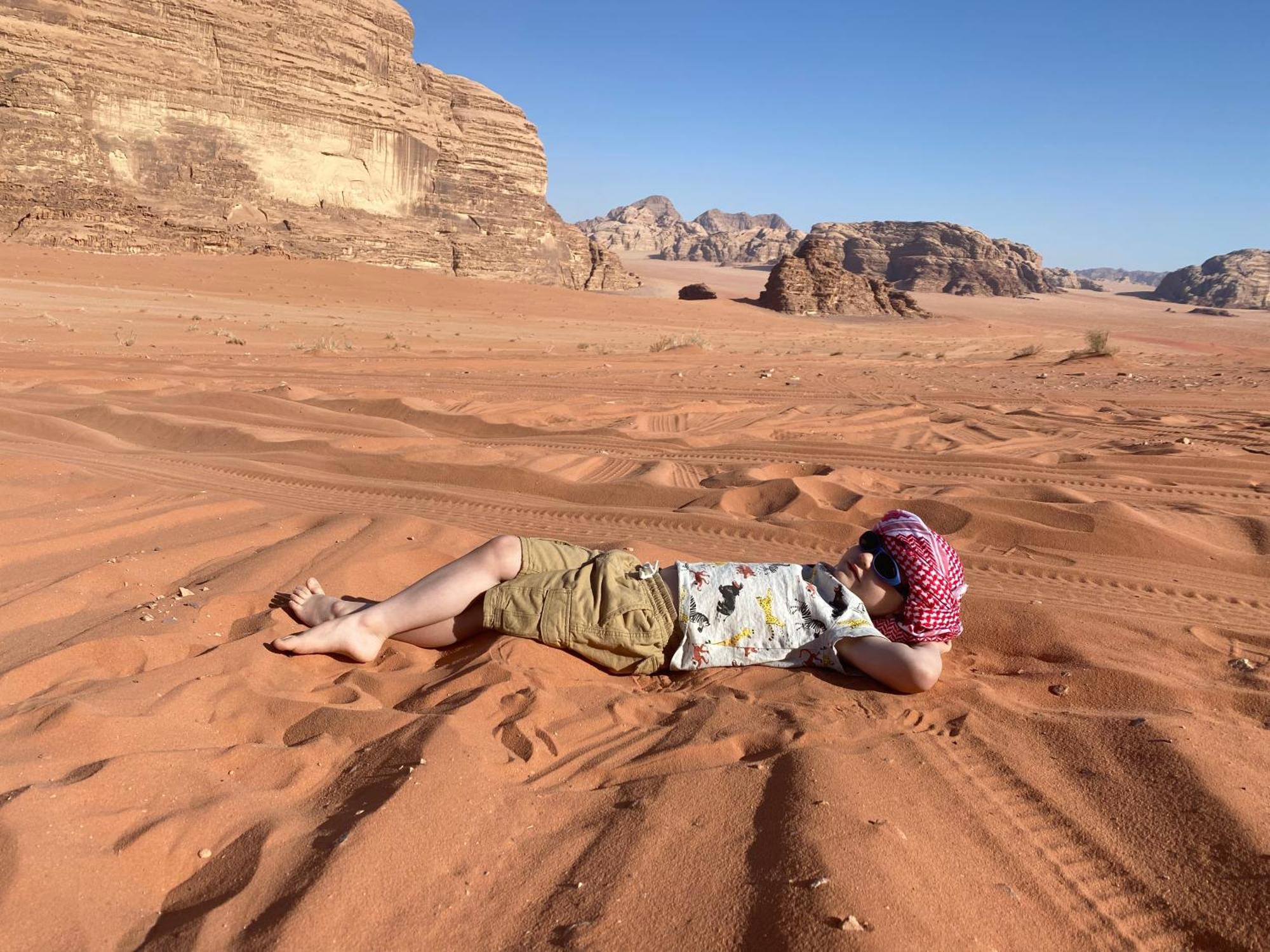 Wadi Rum Hugo Camp Экстерьер фото