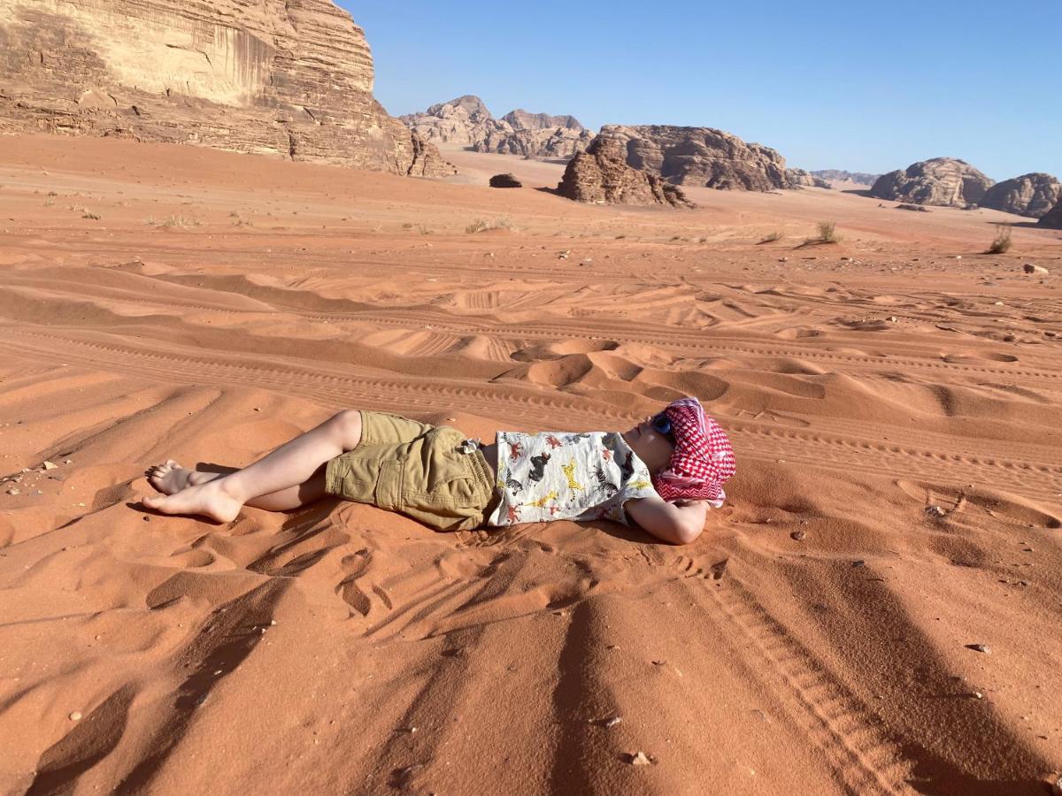 Wadi Rum Hugo Camp Экстерьер фото